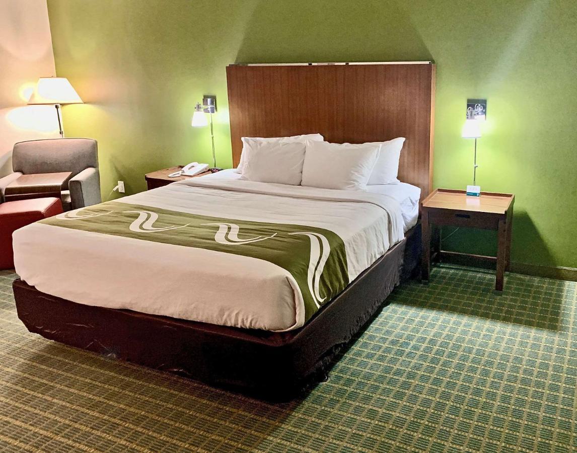 Quality Inn Lexington -Horse Park Екстер'єр фото