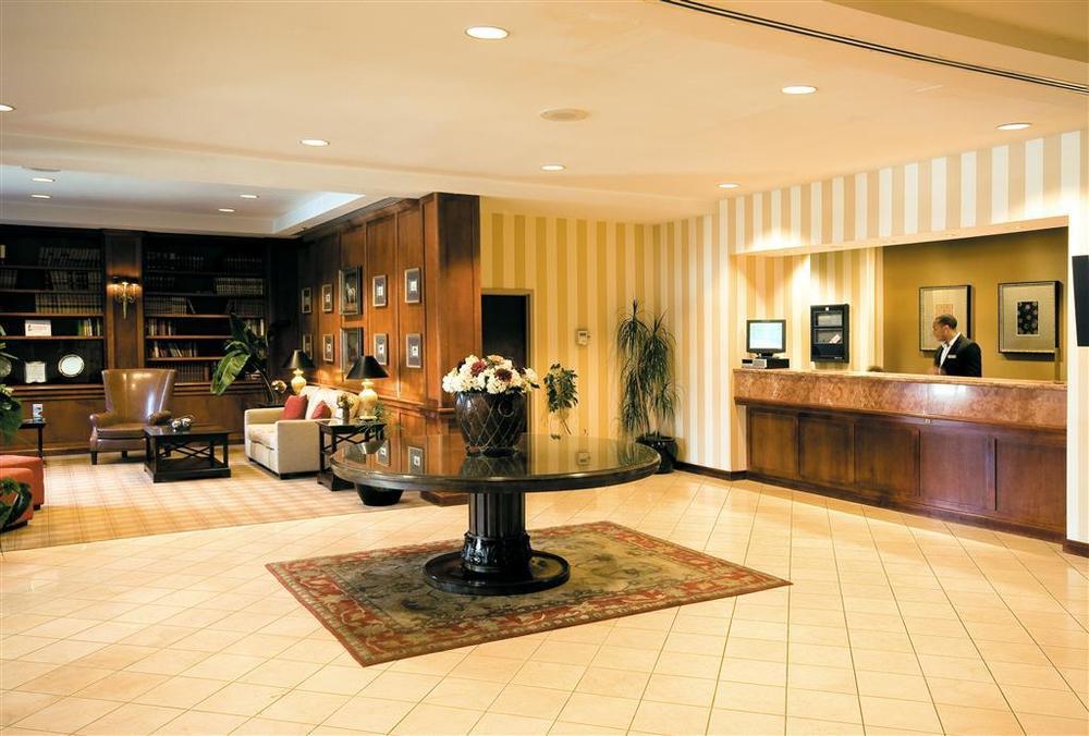 Quality Inn Lexington -Horse Park Інтер'єр фото
