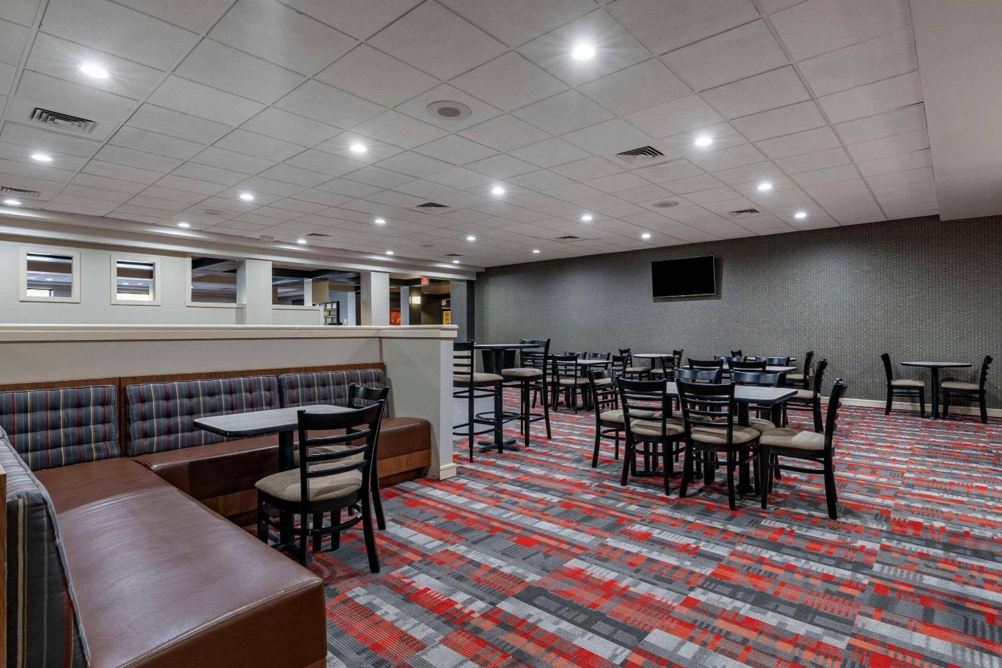 Quality Inn Lexington -Horse Park Екстер'єр фото